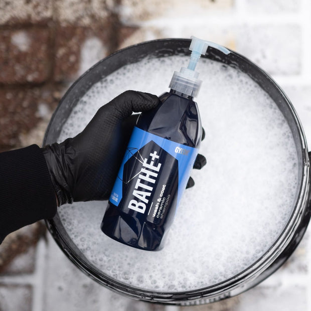 Q2M Bathe +- Shampoo con Si02